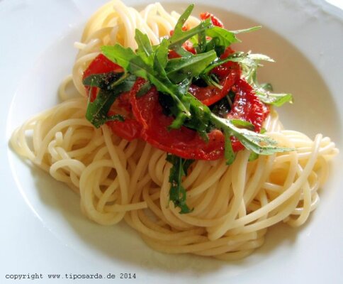 Spaghetti Rucola und Tomaten  - Italienisches Kochrezept Spaghetti Rucola und Tomaten 