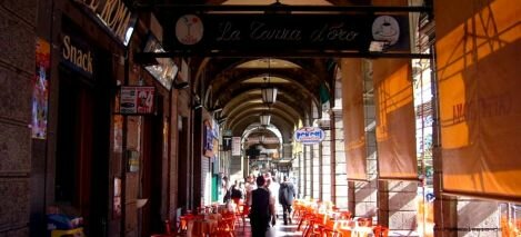 Die Geschichte des Espresso - il Caffé - Die Geschichte des italienischen Espresso - il Caffé La Tazza d\'oro