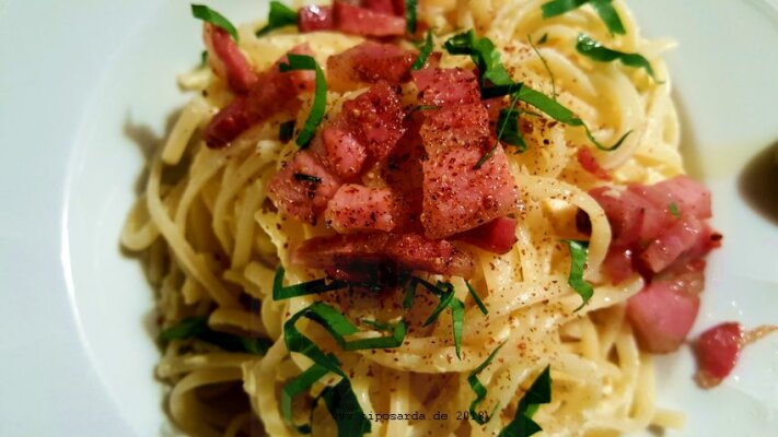 Spaghetti carbonara mit Pecorino - Der italienische Pastaklassiker mit Pecorino