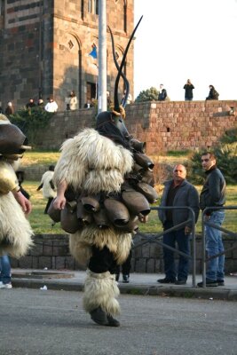 Mamoiada und der Maskenkarneval - Mamoiada und der Maskenkarneval: starke Emotionen und gelebte Traditionen im Herzen Sardiniens