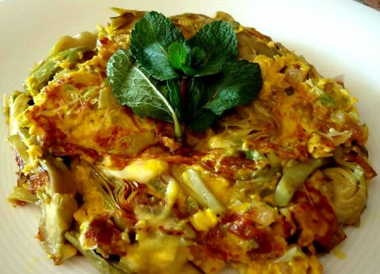 Artischocken Frittata mit Speck und Minze - Omelette Rezept Frittata italienische Kochrezepte